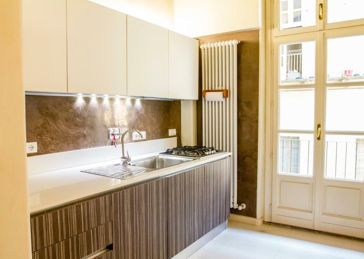 Luxrent Apartment Castello Torino Eksteriør bilde